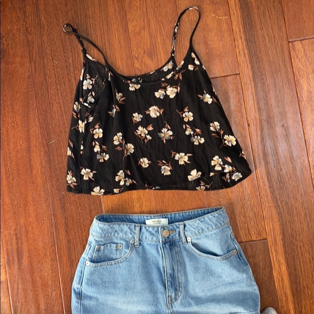 Flower crop tank top